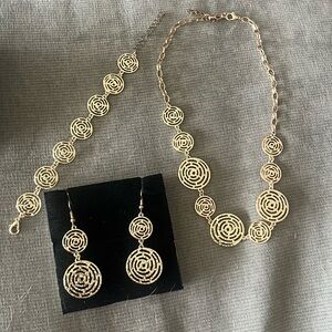 Elegant Gold Spiral Jewelry Set
